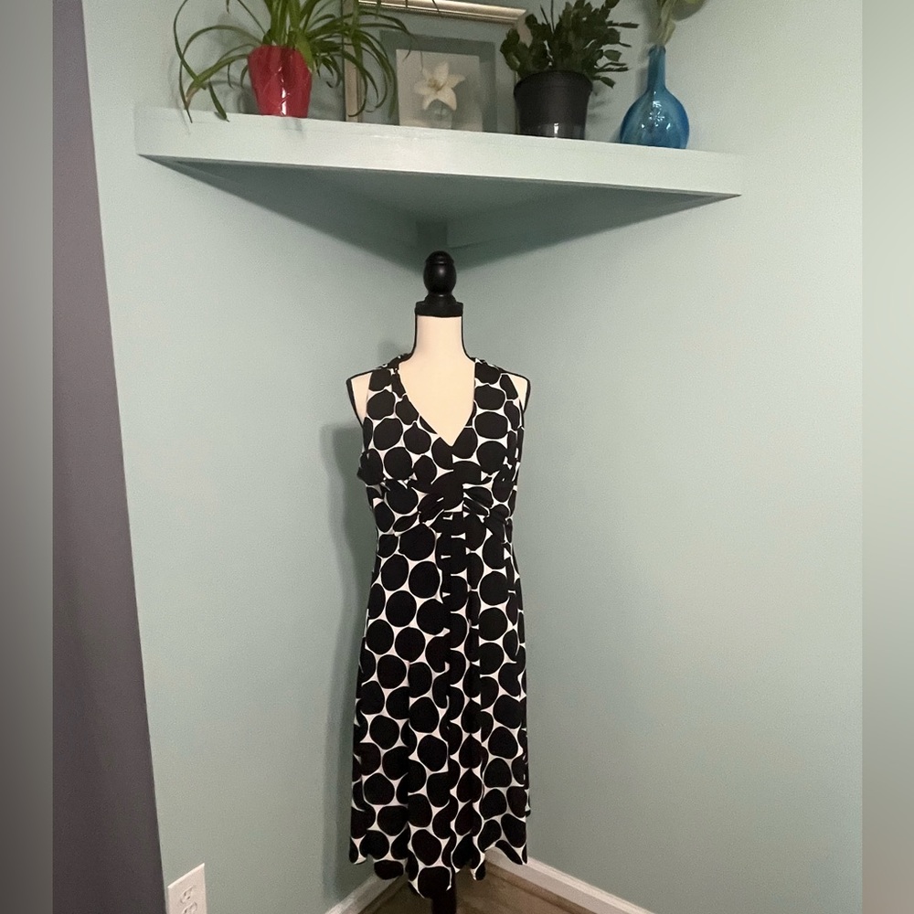 Jessica Howard Black and White Halter Maxi Dress